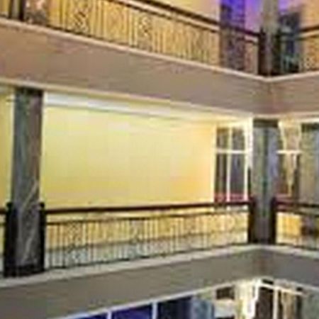 Room In Lodge - Hampton Towers Spa Asaba Exterior foto